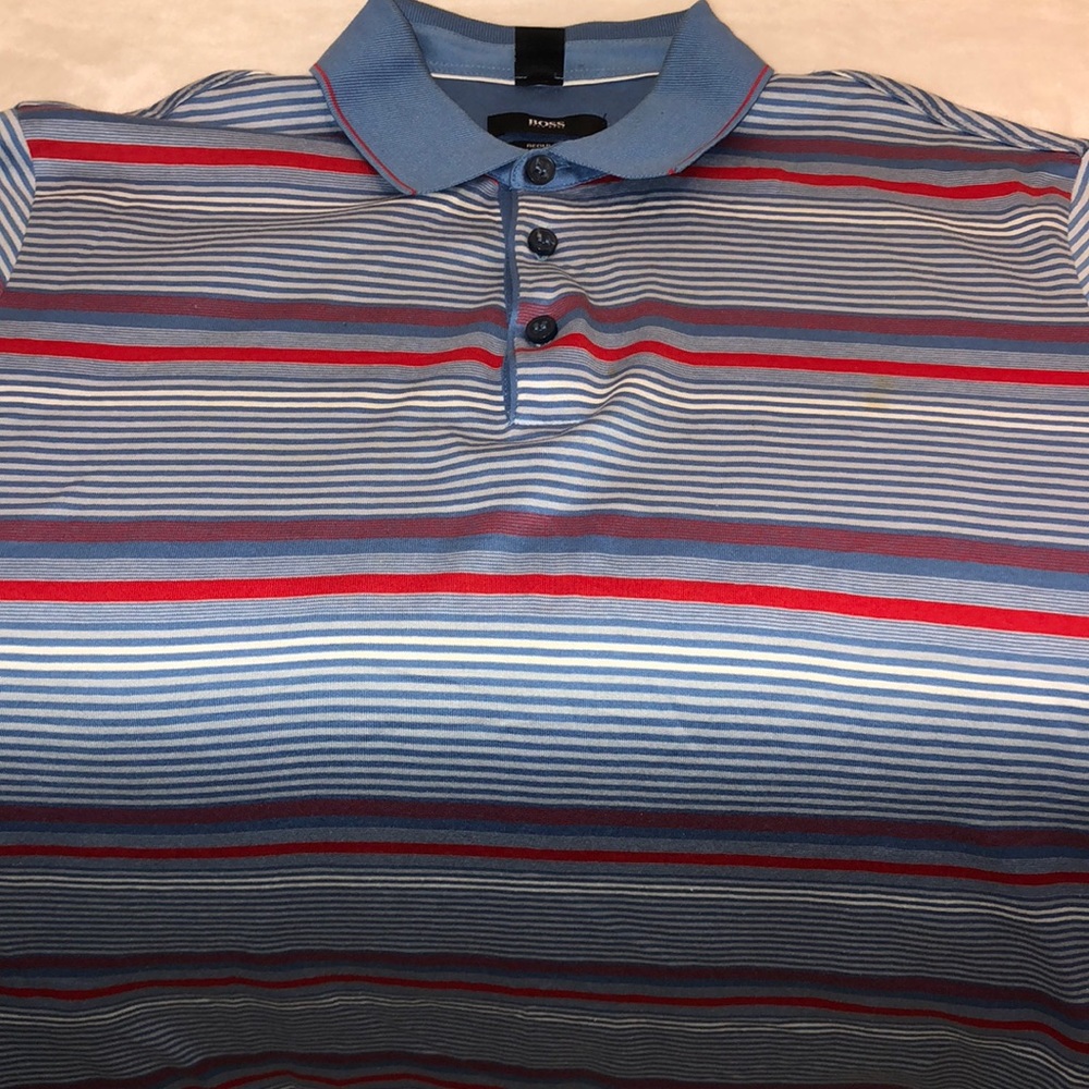 ❌SOLD❌ Hugo Boss Polo Shirt - Picture 5 of 8